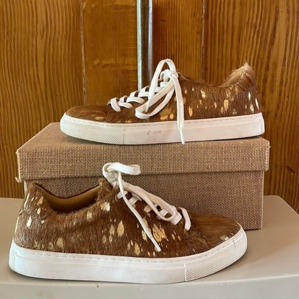 Diba True Gizz Mo Sneaker Size 7.5